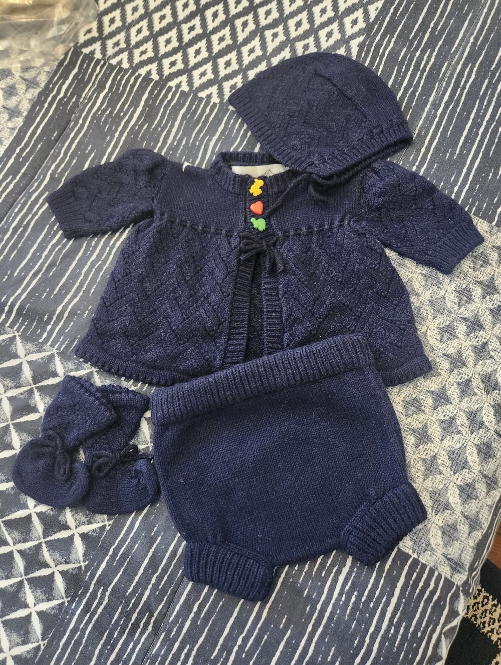 100% Cashmere Lace Navy Baby Sweater, Bloomers, Hat & Booties Set 0-3 Mo